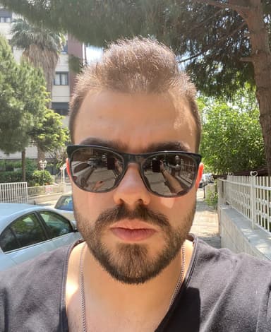 Ali Mert Gülec - Founder of Wardrova